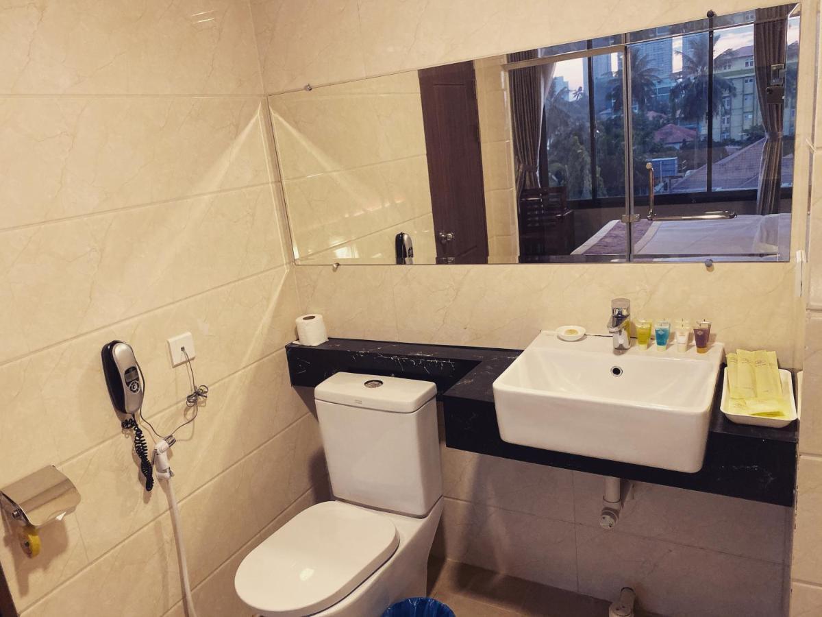 My Dream Hotel Rangoon Buitenkant foto